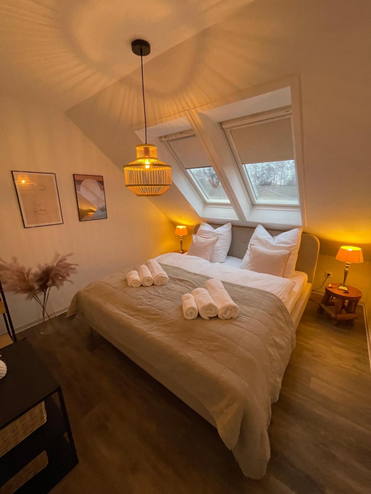 Sonnige Dachwohnung Nahe Dem Klinikum. โอลเดนบวร์ก ภายนอก รูปภาพ