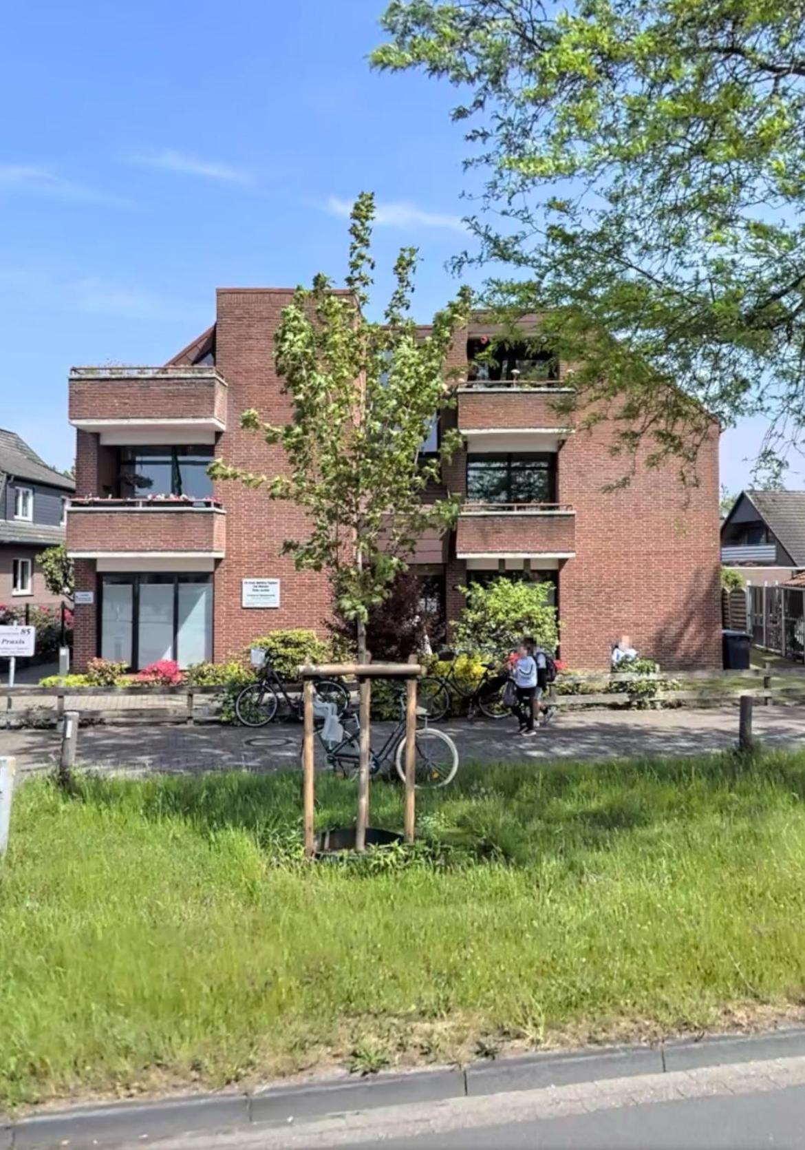 Sonnige Dachwohnung Nahe Dem Klinikum. โอลเดนบวร์ก ภายนอก รูปภาพ